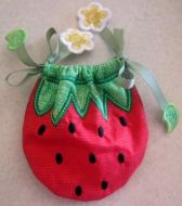 In The Hoop Strawberry Bag 4x4 5x7 6x10